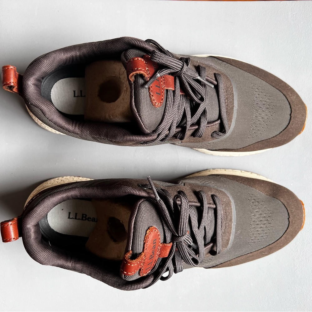 L.L Bean Mens tennis shoes